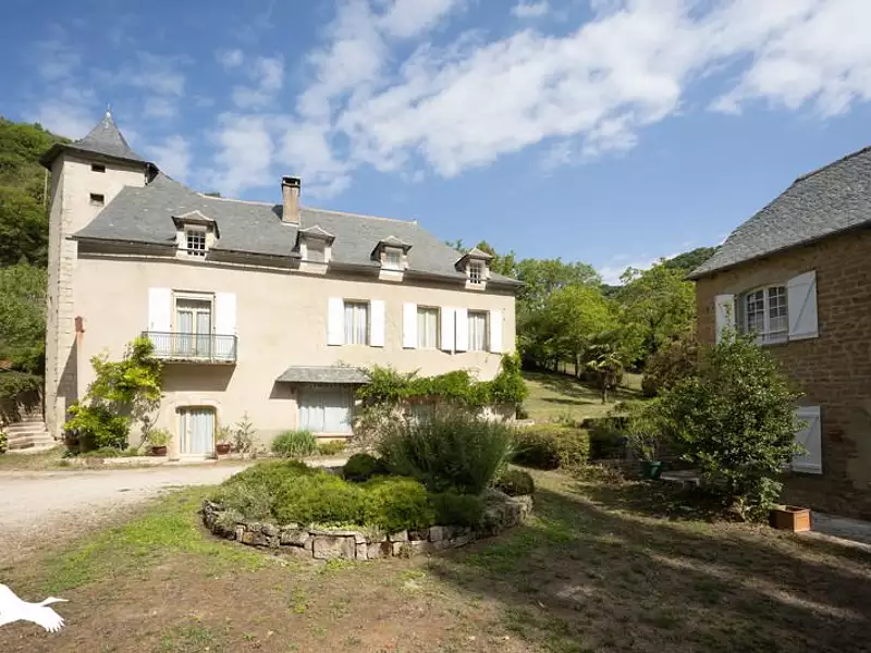 Maison, 560 m²