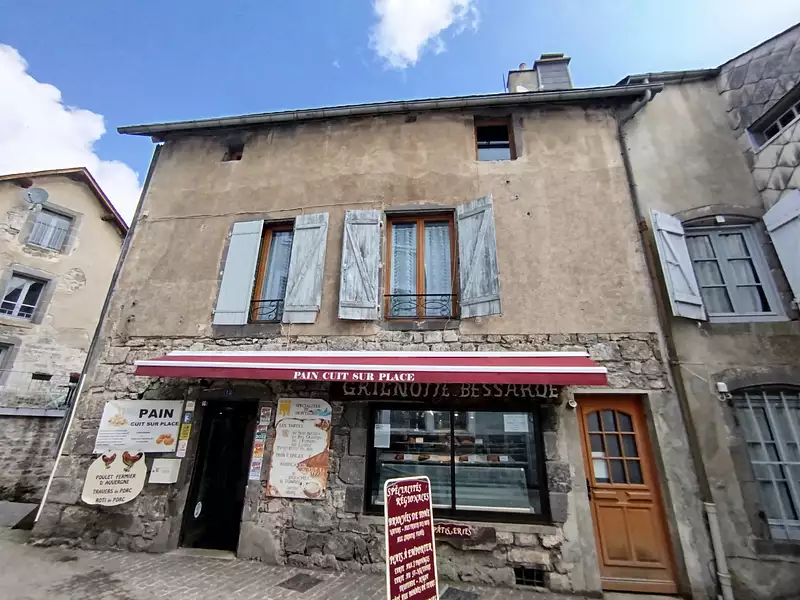Immeuble, 160 m²