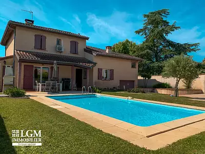 Maison, 151 m²