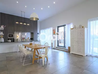 Maison, 188 m²