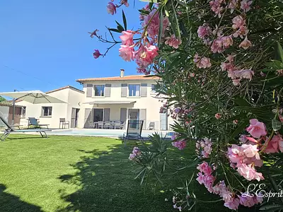 Maison, 162 m²