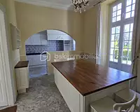 Maison, 375 m²