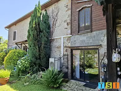 Maison, 270 m²