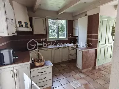 Maison, 146 m²