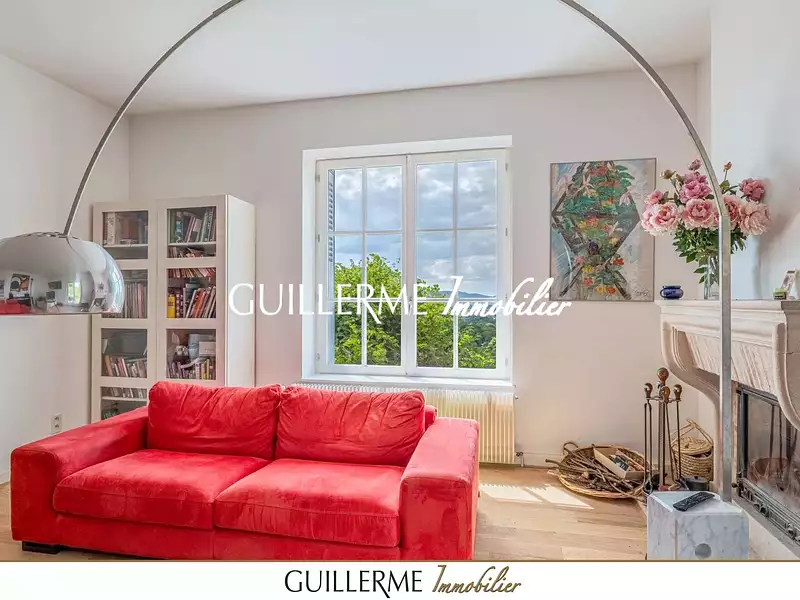 Maison, 217 m²