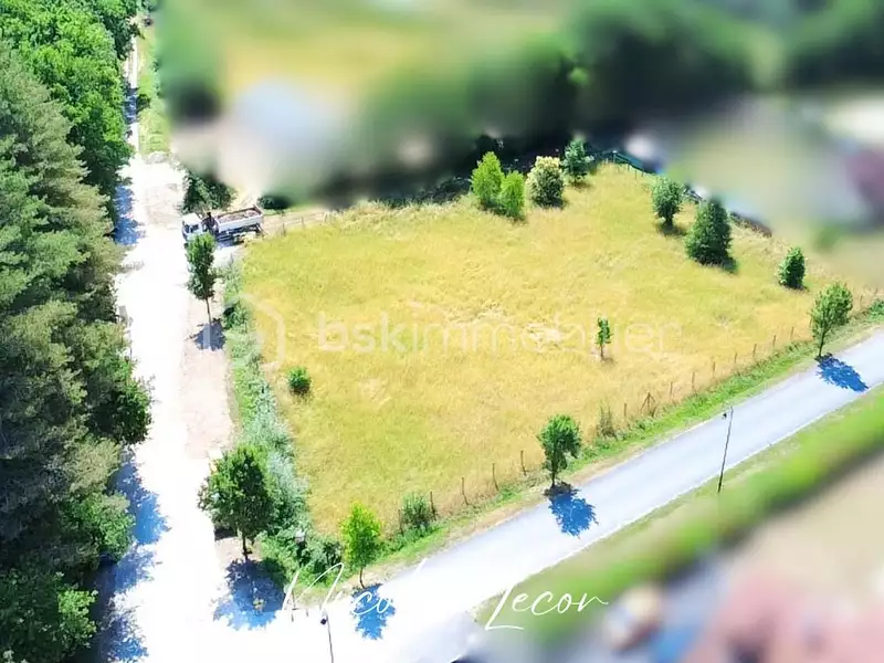 Terrain, 2 500 m²