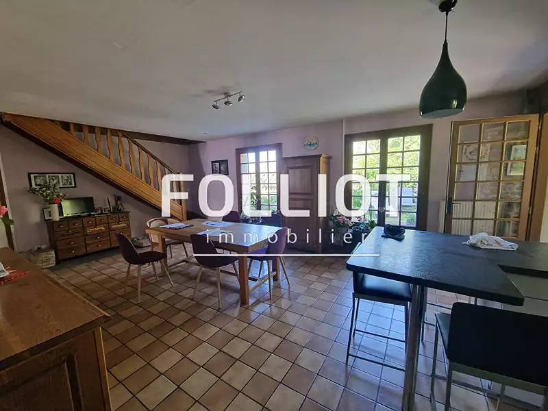 Maison, 195 m²