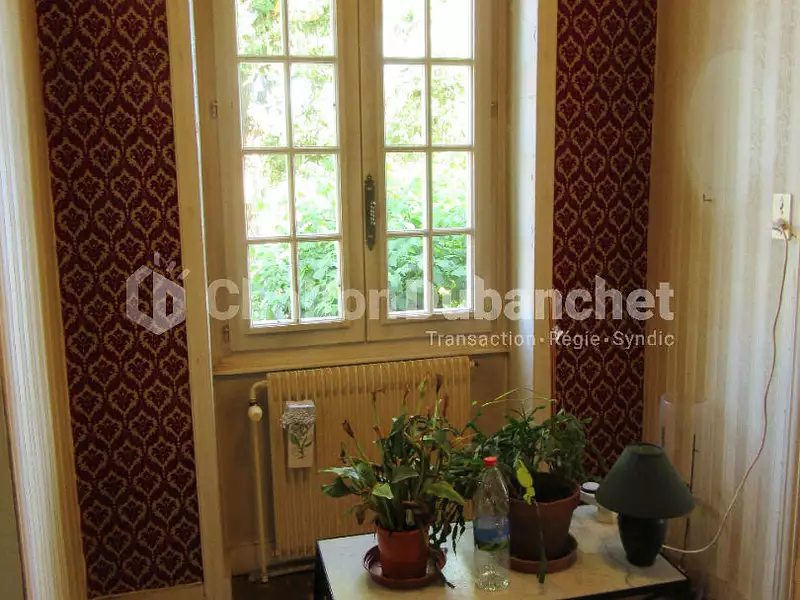 Maison, 235 m²