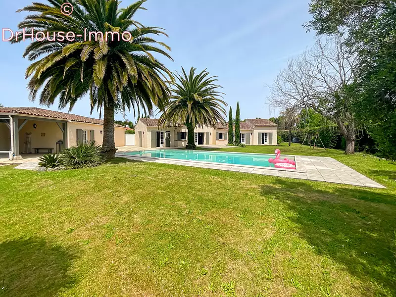Maison, 180 m²