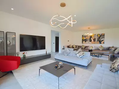 Maison, 235 m²