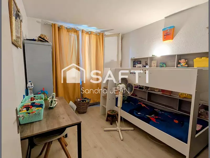 Immeuble, 186 m²