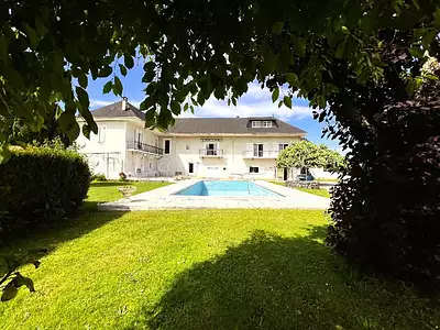Maison, 345 m²