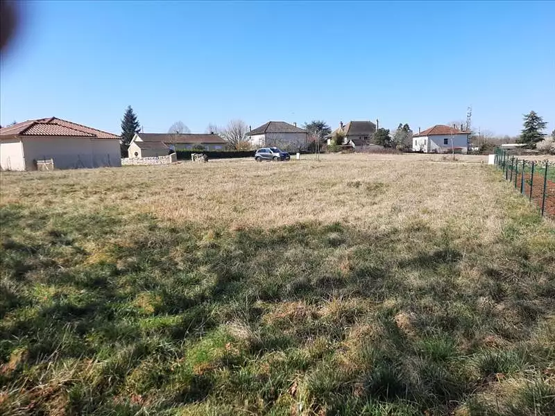 Terrain, 1 120 m²