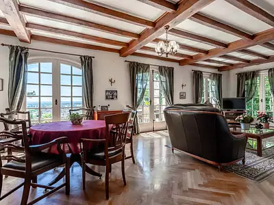 Maison, 278 m²