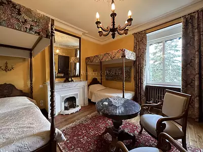 Maison, 3 500 m²