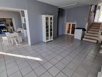 Maison, 210 m²