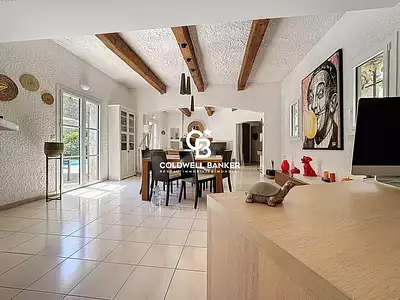 Maison, 180 m²