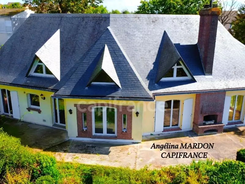 Maison, 169 m²