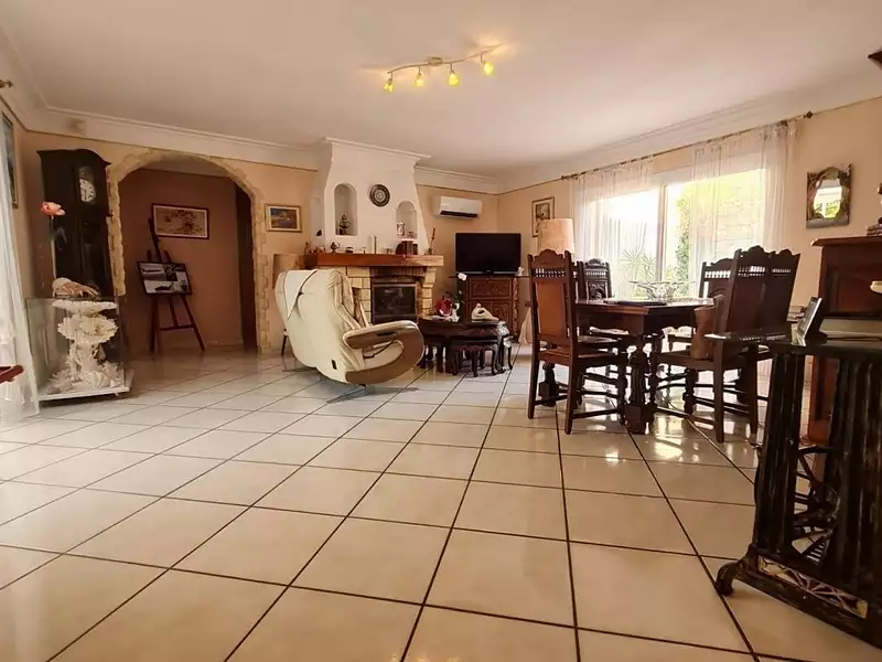Maison, 171 m²