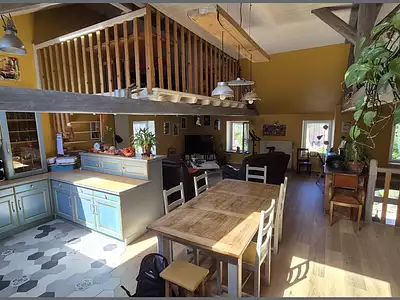 Maison, 243 m²
