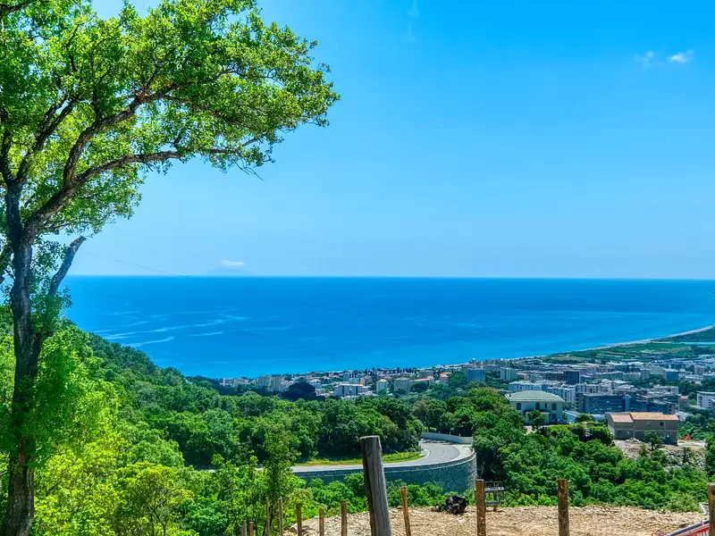 Terrain, 1 095 m²