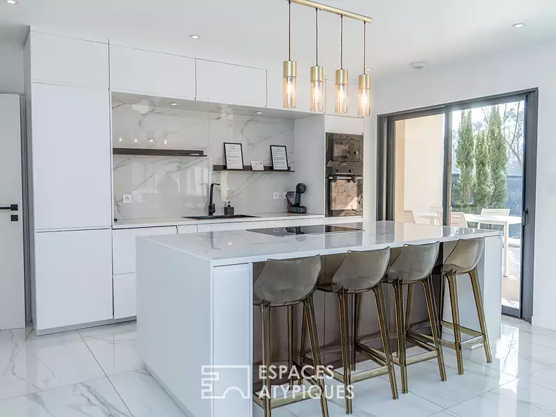 Maison, 195 m²