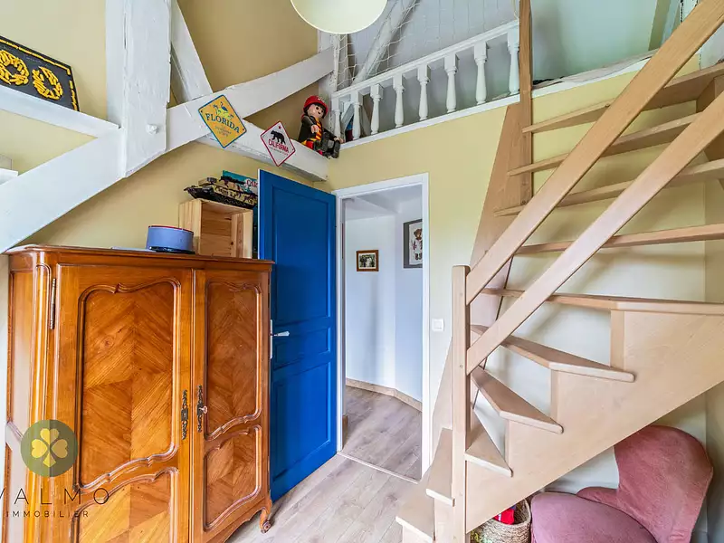 Maison, 225 m²
