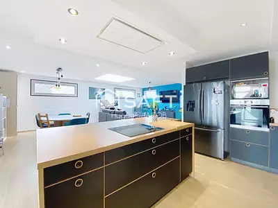 Maison, 153 m²