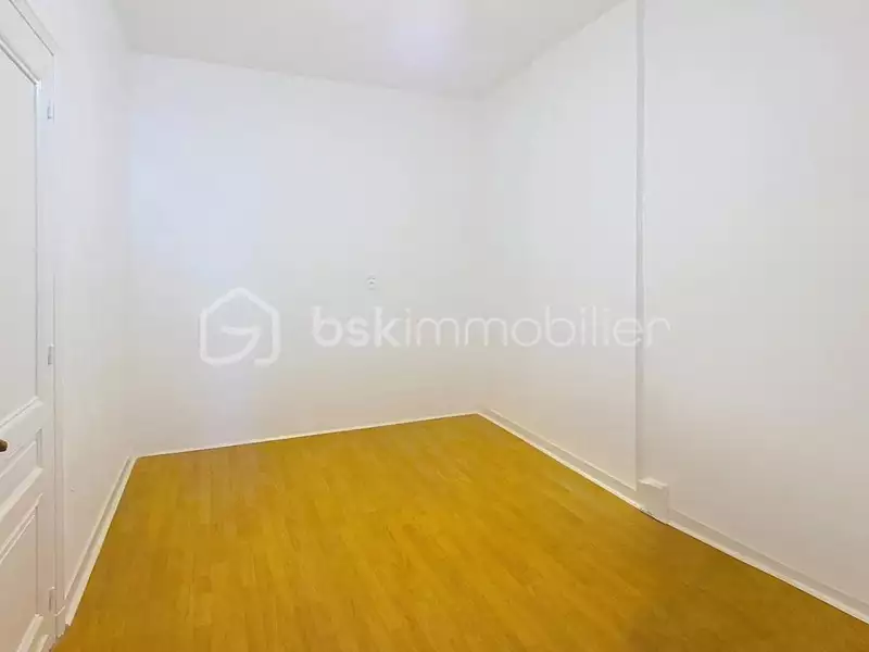 Immeuble, 215 m²