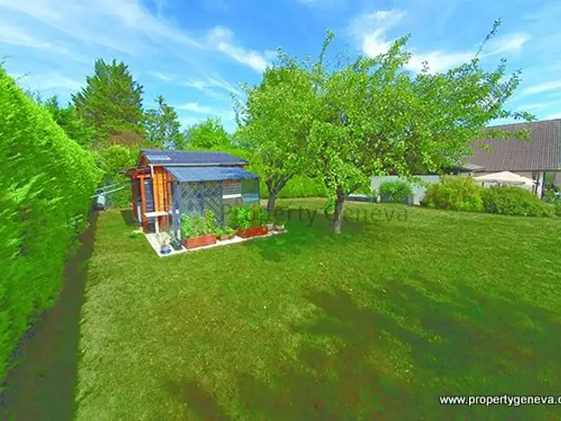 Maison, 196 m²