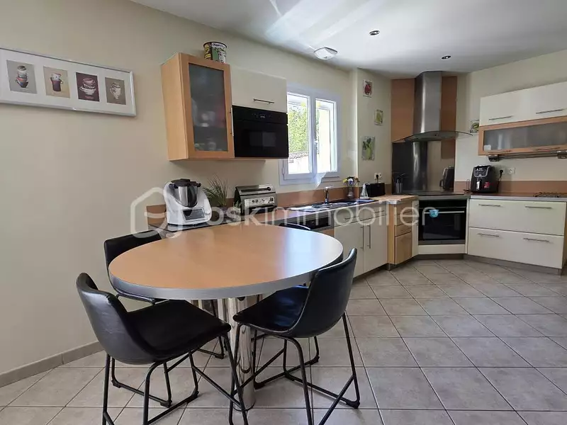 Maison, 111 m²