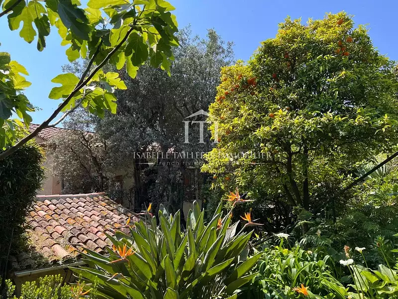 Maison, 280 m²