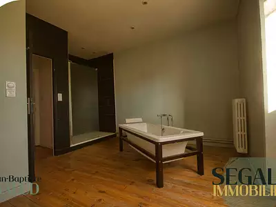 Maison, 230 m²