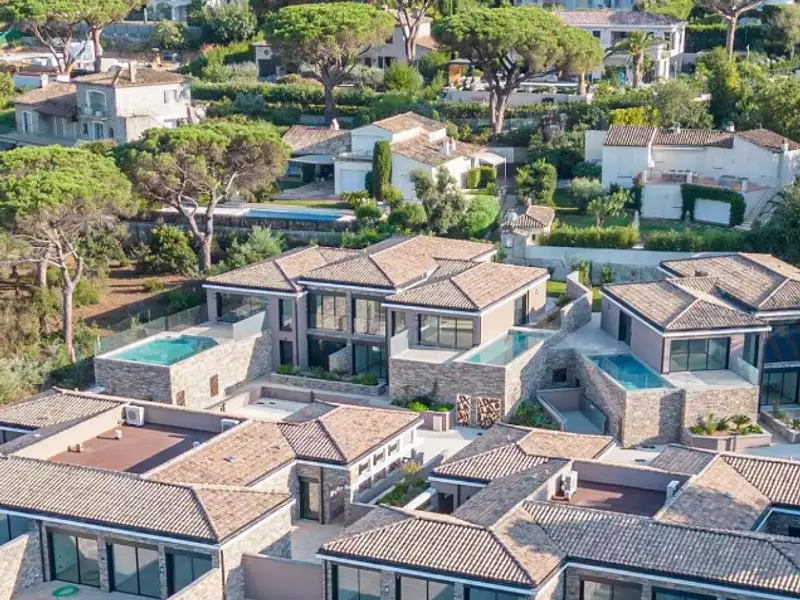 Maison, 242,28 m²