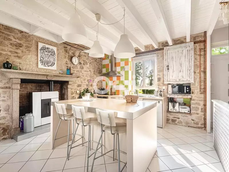 Maison, 180 m²