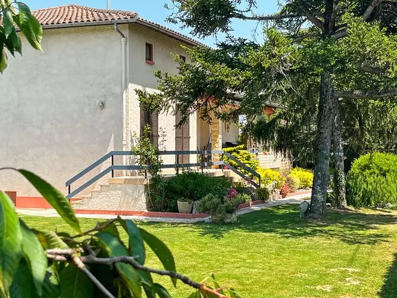 Maison, 271 m²