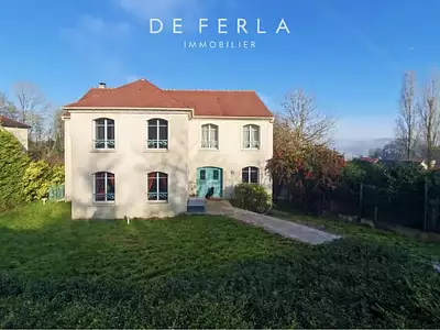 Maison, 340 m²