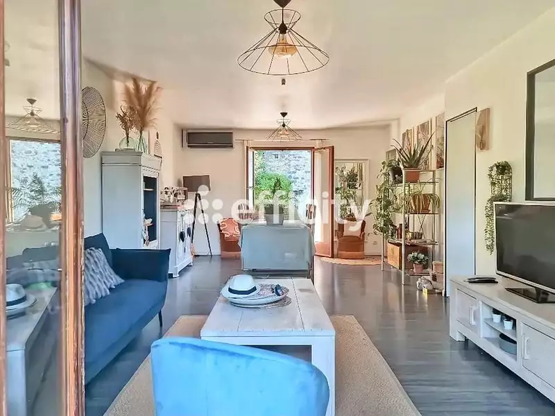 Maison, 89 m²