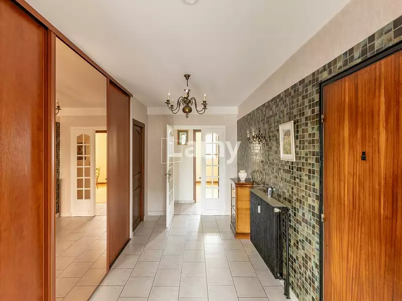 Appartement, 194,96 m²