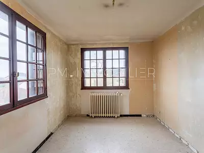 Maison, 235 m²