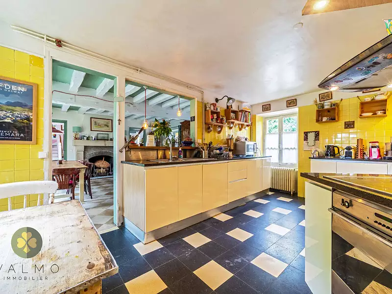 Maison, 225 m²