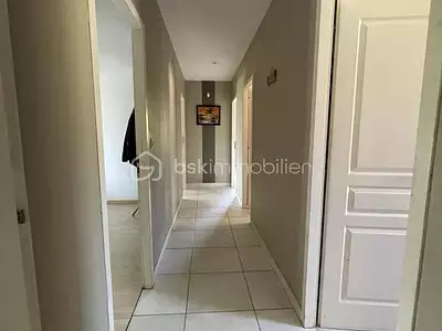 Maison, 146 m²
