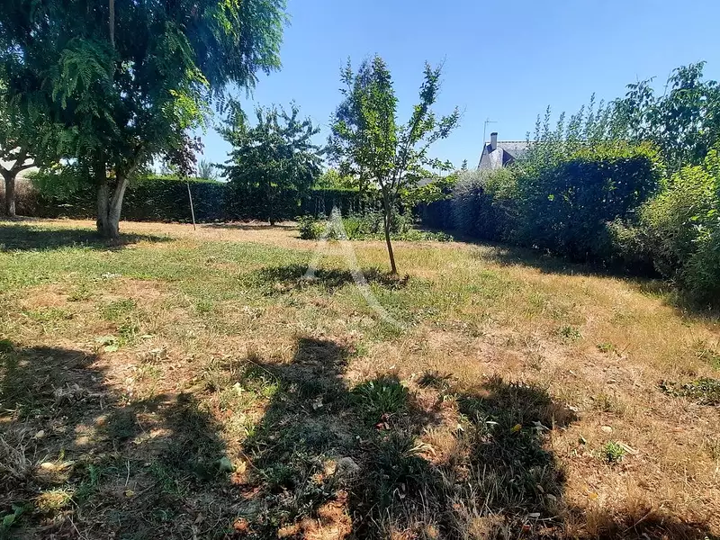 Terrain, 641 m²