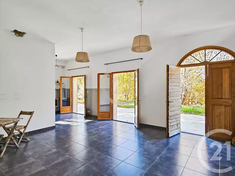 Maison, 222,2 m²