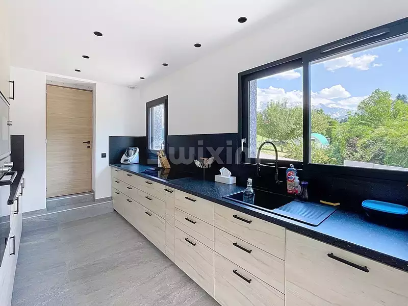 Maison, 143 m²