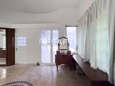 Maison, 3 890 m²