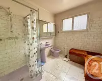 Maison, 215 m²