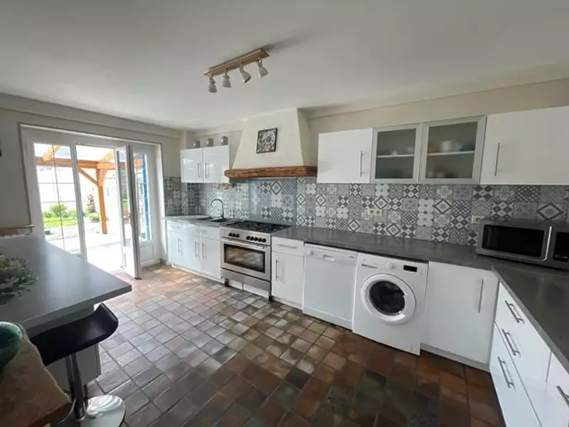 Maison, 170 m²