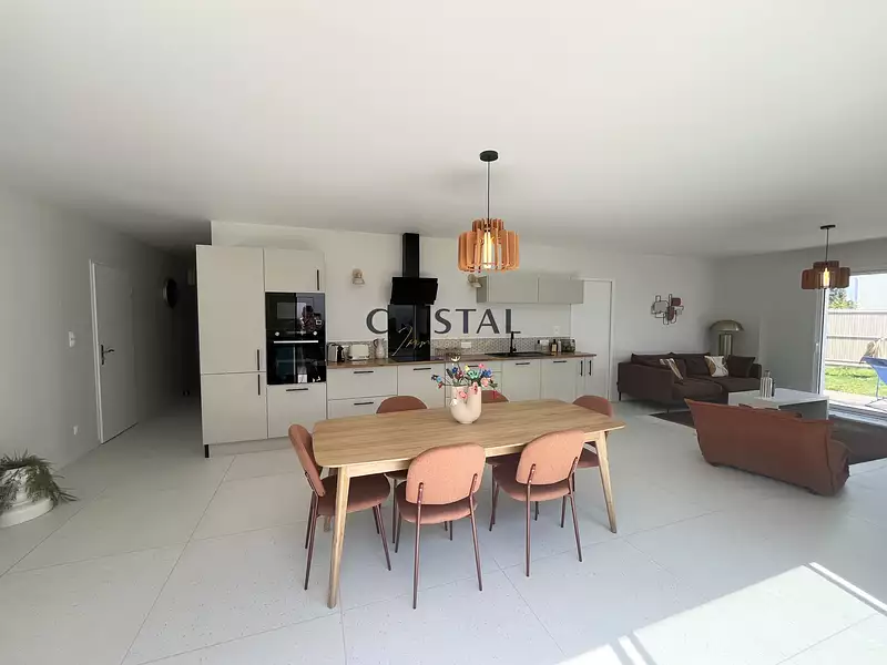 Maison, 98 m²