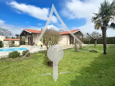 Maison, 140 m²